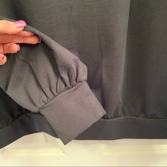 Vince Camuto Gameday Crewneck Sweatshirt- NWT - Medium - Picture 7 of 11